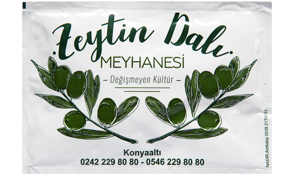 Zeytin Dalı markası için hazırlanmış özel baskılı ıslak mendil